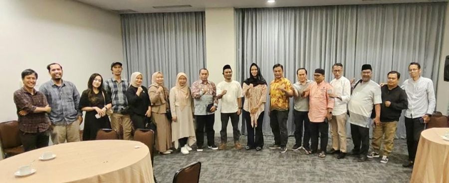 Bupati Dharmasraya Gelar Buka Bersama Media, Bahas Pembangunan
