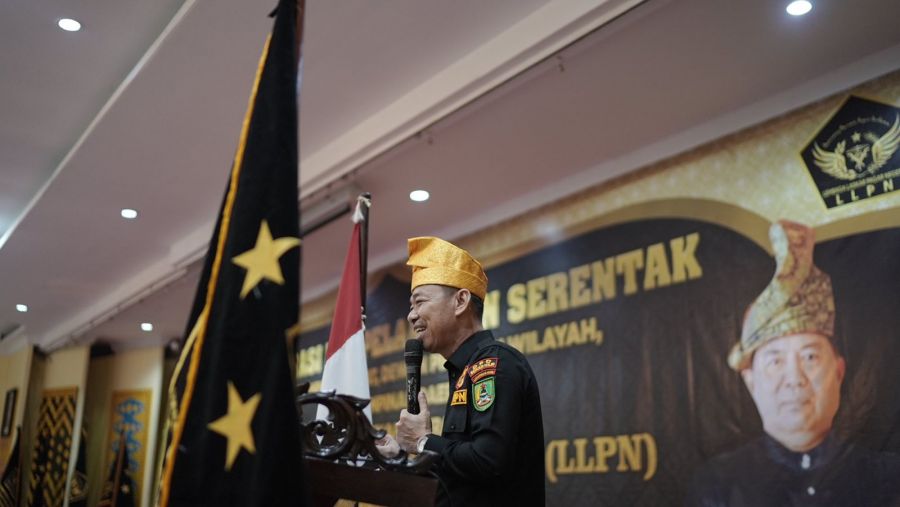 Bupati Rohil Dilantik Jadi Ketua DPD LPPN Rohil Dengan Gelar Datuk Tumenggung Muda