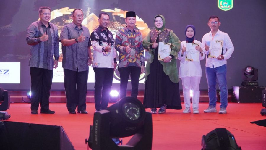 Bupati Rohil Hadiri Malam Puncak Grand Final Pemilihan Bujang Dara 2023