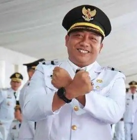 Bupati Situbondo Batalkan Pembelian Mobil Dinas Toyota Alphard