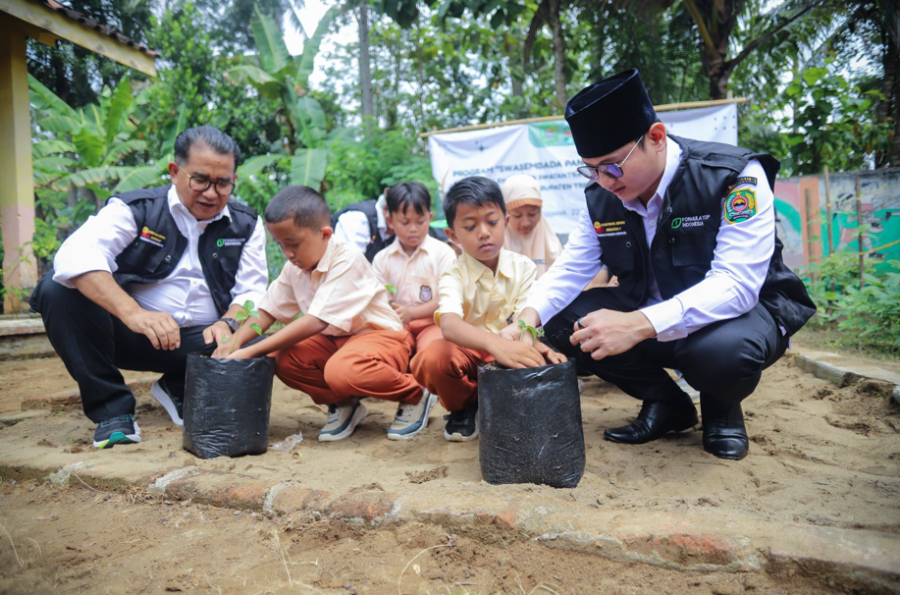 Bupati Trenggalek Ajak Generasi Muda Kembali Dekat dengan Dunia Pertanian