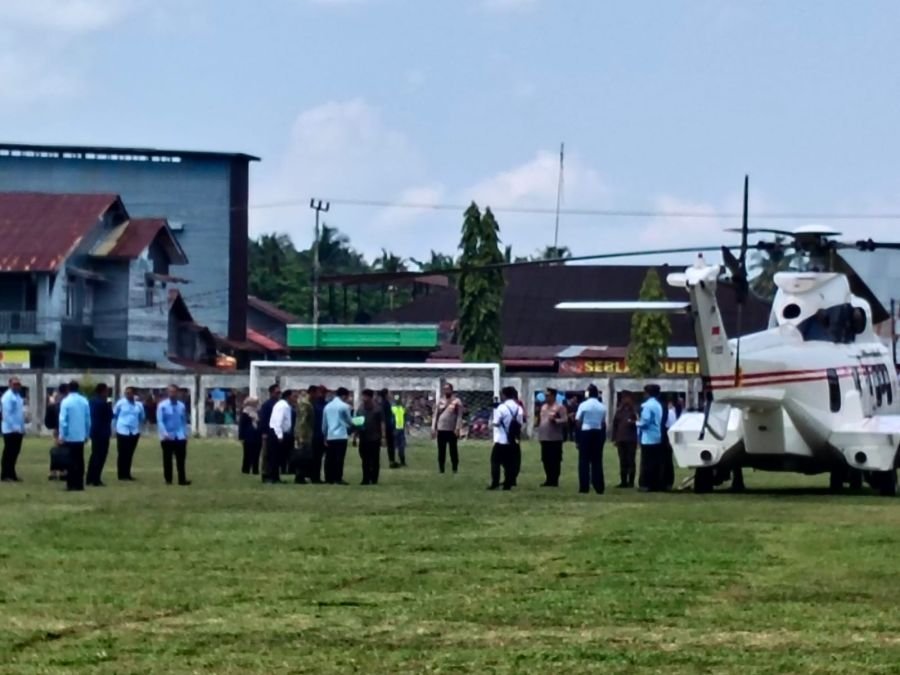 Dandim 0321/Rohil Turut Sambut Kedatangan Wakil Presiden RI di Rokan Hilir 