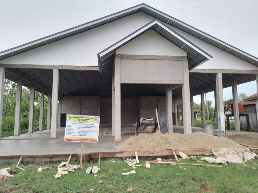 Desa Bukit Batu Lanjutkan Pembangunan Balai Pelatihan dari Dana Desa