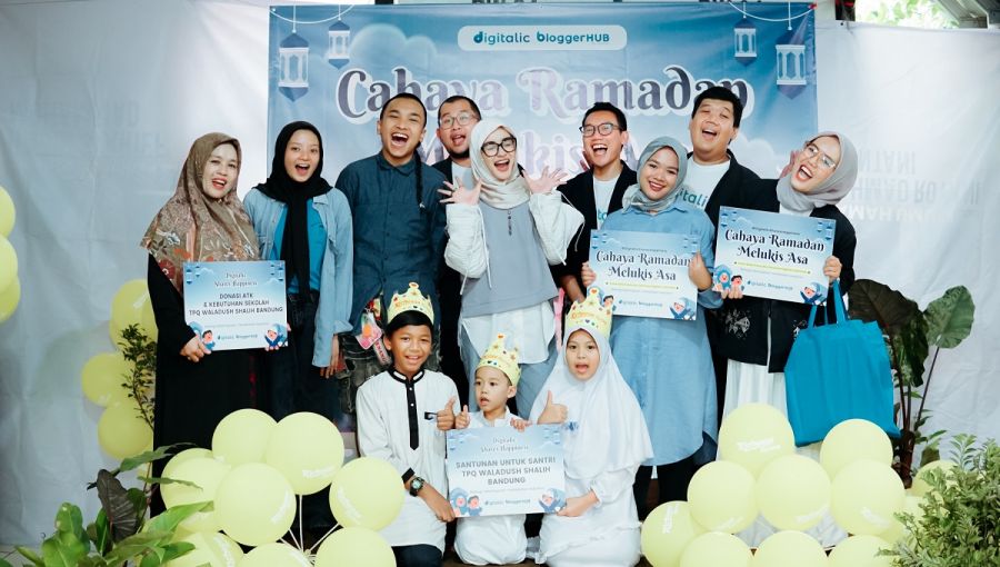 Digitalic Indonesia Berbagi Kebahagiaan dengan Santri dari TPQ Waladush Shalih Bandung