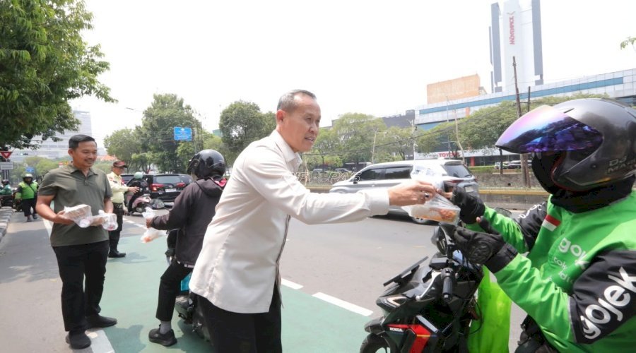 Ditjenpas Salurkan 500 Paket Makanan Lewat Kamis Berkah, Perkuat Kepedulian Sosial