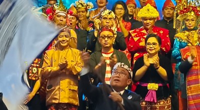 DPC Peradi Surabaya Lantik 240 Pengurus Baru