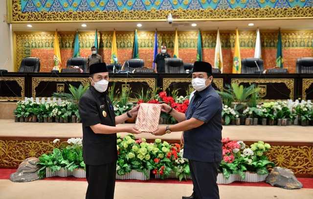 DPRD Riau Gelar Rapat Paripurna Pandangan Umum Fraksi