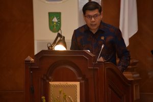 DPRD Riau Gelar Rapat Paripurna Penyampaian Pandangan Umum Fraksi Tentang APBD Riau TA. 2023