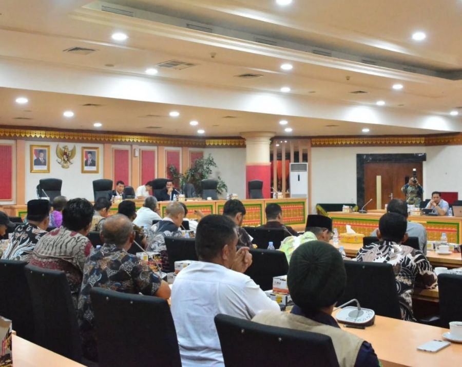 DPRD Riau Tampung Aduan 10 Kelompok Tani Soal Sengketa Lahan dengan PT TKWL