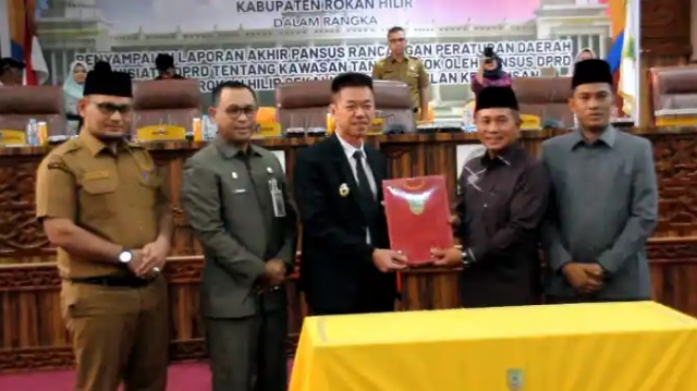 DPRD Rohil Sahkan Perda Kawasan Tanpa Rokok, Upaya Wujudkan Lingkungan Sehat