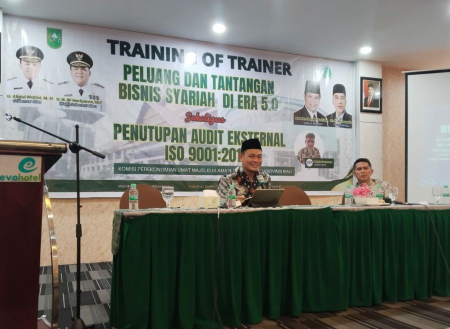 Dr Yudi Irwan Tekankan Peluang Wisata Halal Digital di Era 5.0 pada TOT MUI Riau