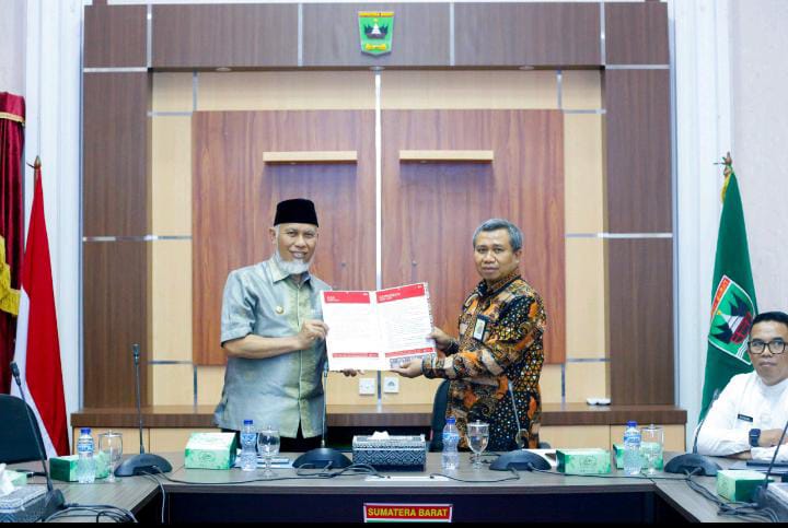 Fiskal Sumbar Masih Lemah, Gubernur dan DJP Bahas Solusi Pajak di Istana