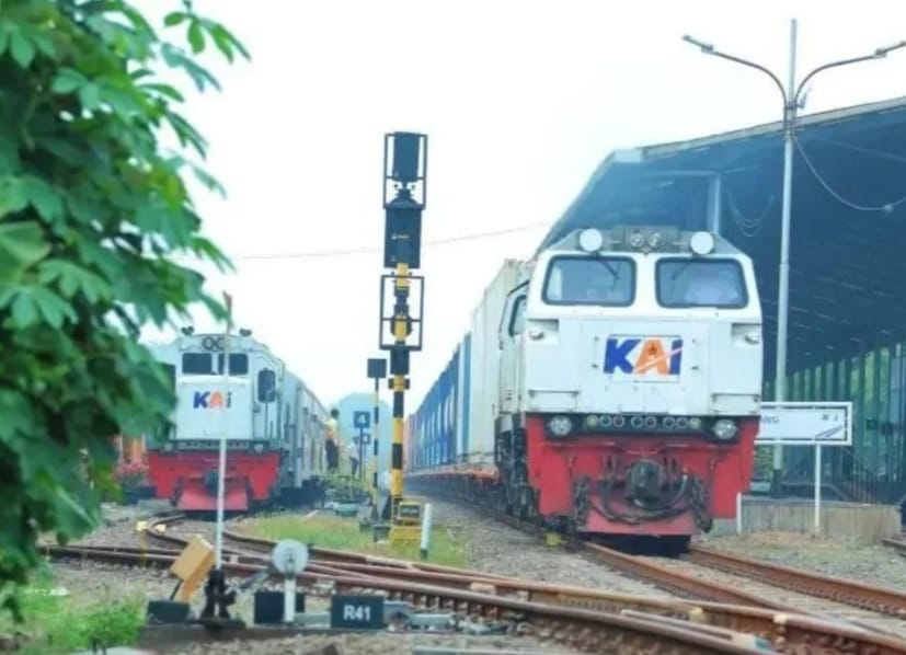 Gawat...! Oknum ketua RW Akui Jual Besi Bekas Rel Kereta Api Ke Pihak Pengepul