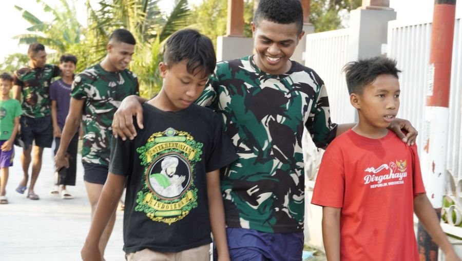 Gelak Tawa Anak-Anak di Atas Jalan Mulus TMMD 129 Bojonegoro: Merangkul Harapan di Pelosok Desa