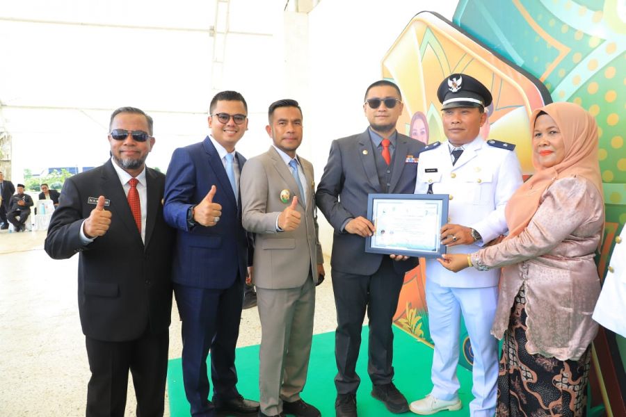 Hebat! Kantor Desa Gunung Melayu Raih Juara Bersih 3 Kali Berturut