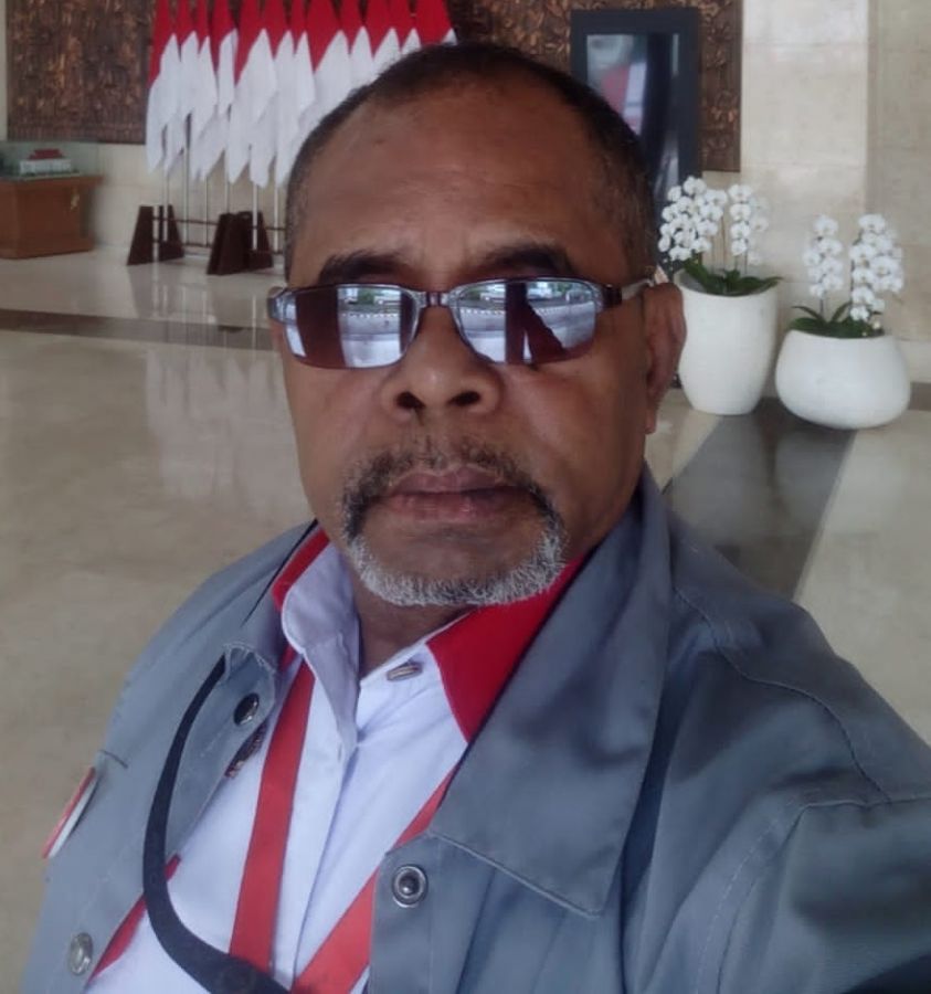 Ini Pernyataan Sikap Protes Ketua Bhineka Dr Yan Herbert Rumbiak “Orang Papua Makan Tanah”