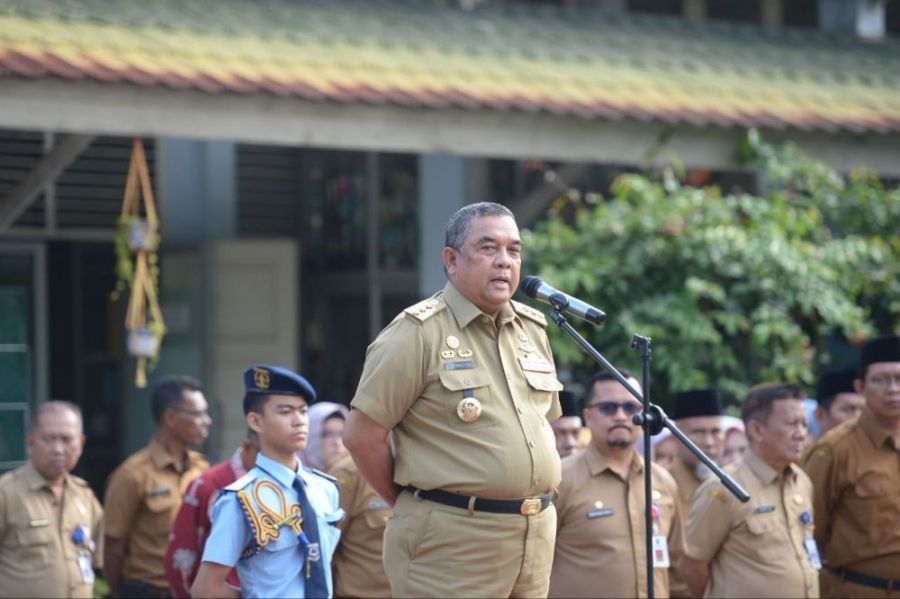 Jadi Inspektur Upacara, Gubri Edy Nasution Motivasi Siswa/i SMA Plus Provinsi Riau