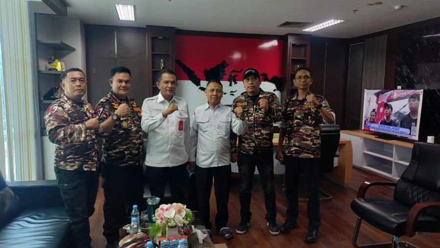 Jelang HUT, FKPPI 0401 Pekanbaru Perkuat Sinergi dengan Kesbangpol