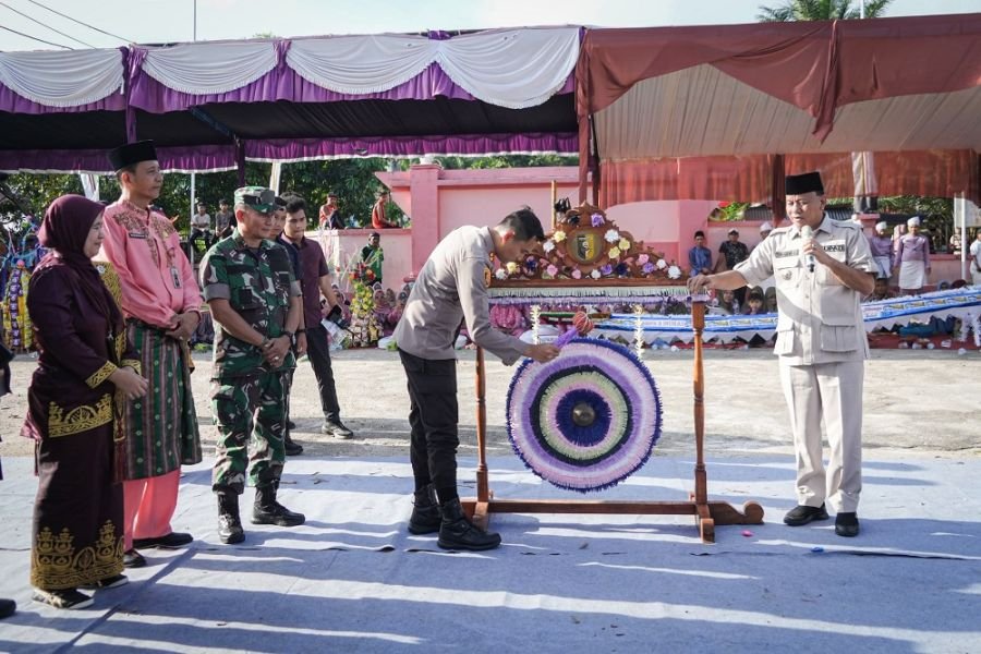 Kapolres Kuansing Kagum Budaya Pacu Jalur Inuman, Pesan Jaga Keamanan dan Ketertiban