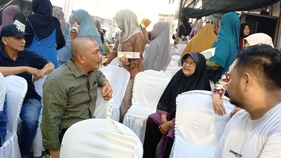 Masyarakat Antusias Sampaikan Aspirasi kepada Anggota DPRD H Abu Bakar Saat Reses di Tobek Godang