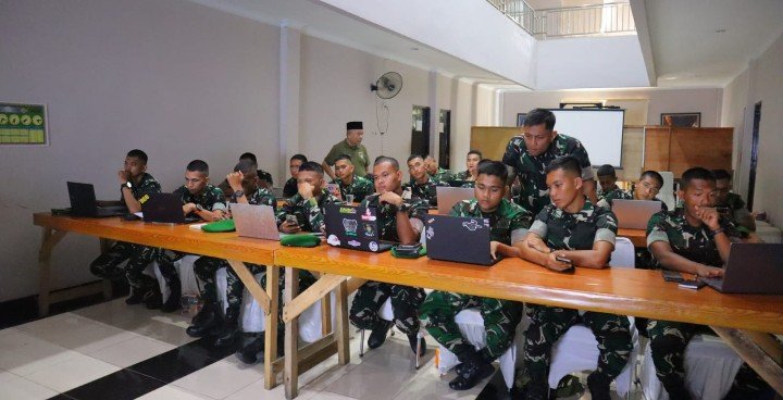 Media Sigapnews Latih Prajurit Brigif TP 89/GG Siak Kuasai Jurnalistik Digital