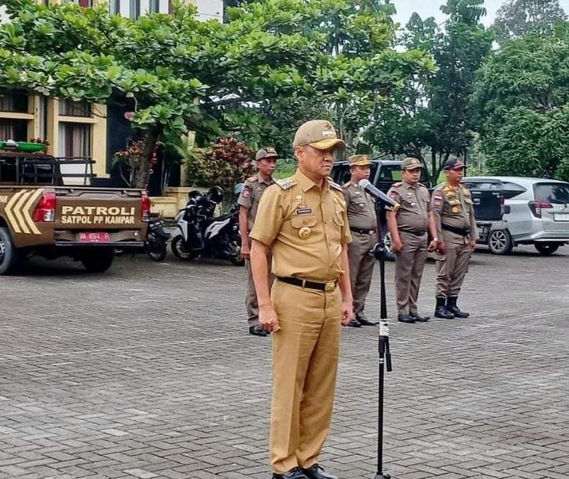 Melalui Apel Pagi, Pj Bupati Kampar Minta Seluruh Personil Satpol PP Agar Siap Siaga 