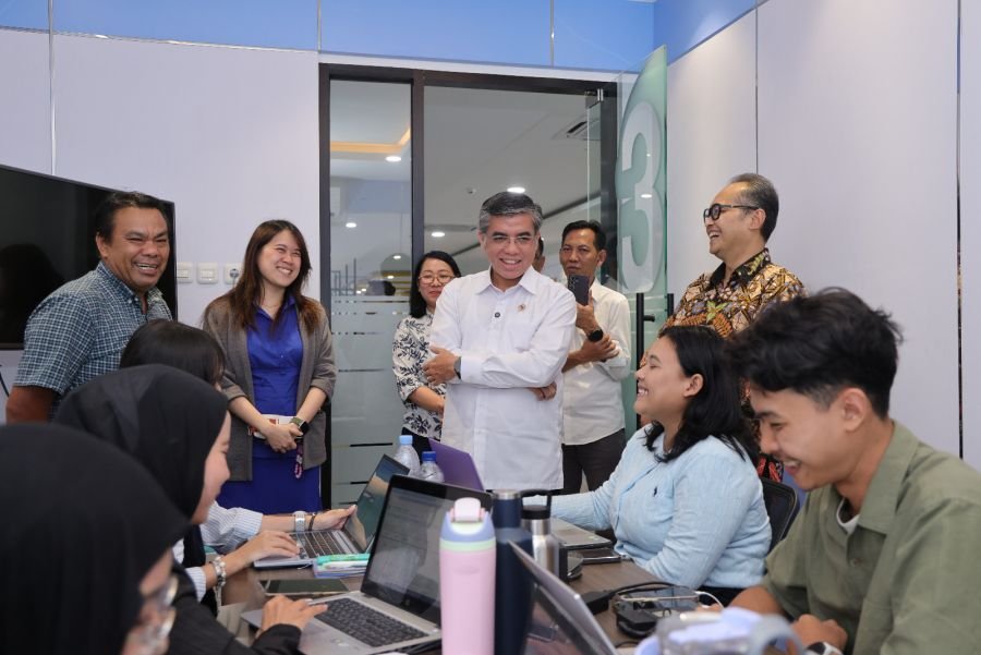 Menaker Gratiskan Sertifikasi Kompetensi bagi Lulusan Program Magang