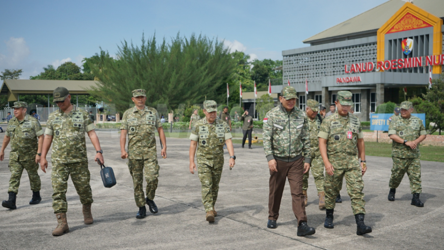 Menhan RI Tiba di Pekanbaru, Kodam XIX Tuanku Tambusai Kawal Kunjungan ke Dua Yonif Teritorial Pembangunan