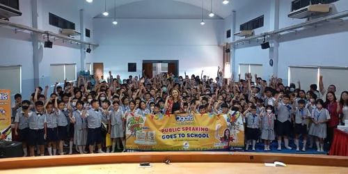 Meningkatkan Kecerdasan Berbahasa Anak Melalui Public Speaking di SD Katolik Abdi Siswa