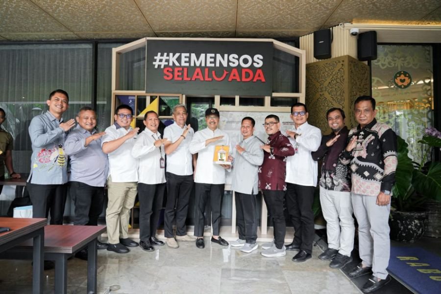 Muklisin Bawa Kabar Gembira dari Jakarta, Mensos Saifullah Siap Buka Pacu Jalur 2026 dan Resmikan Sekolah Rakyat di Kuansing