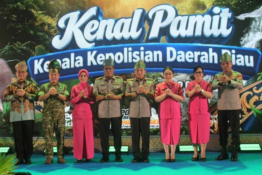 Pangdam Tuanku Tambusai Hadiri Kenal Pamit Kapolda Riau, Perkuat Sinergi TNI-Polri