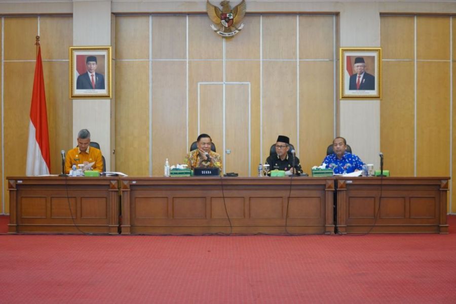 Pemprov Riau Gelar Rapat Persiapan Hari Jadi Riau ke-66 dan HUT ke-78 RI