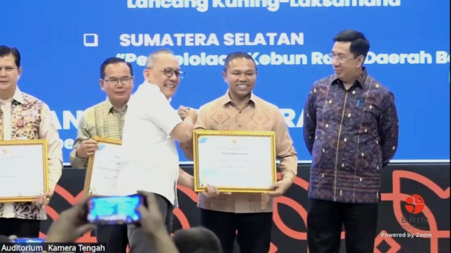 Pemprov Riau Raih Apresiasi BRIN Berkat Inovasi Riset Berbasis Bukti