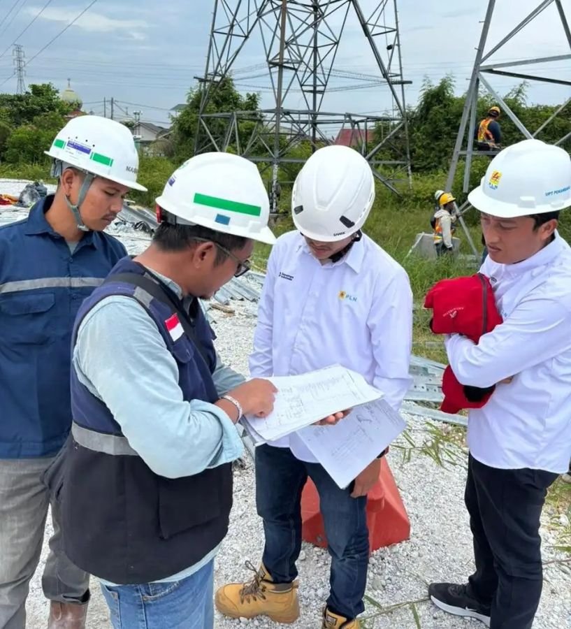 Perkuat Tulang Punggung Listrik Riau, PLN Lakukan Final Check Relokasi Tower SUTT 150 kV