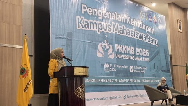 Pesan Karmila Sari untuk Mahasiswa Baru Universitas Awal Bros: PKKMB Jadi Gerbang Membentuk Karakter Unggul
