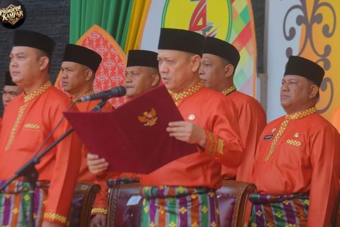 Pj Bupati Kampar Pimpin Upacara Dalam Rangka Hari Jadi Kabupaten Kampar Ke-74