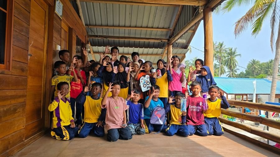PLN Perkuat Konservasi Penyu dan Ekonomi Pesisir Pulau Mapur