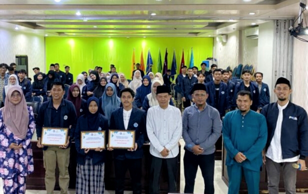Polbeng Salurkan Rp376 Juta Beasiswa Cerdas untuk 87 Mahasiswa