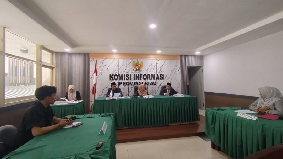 Prinsipal DPRD Riau Kembali Mangkir, Sidang Sengketa Informasi Ditunda