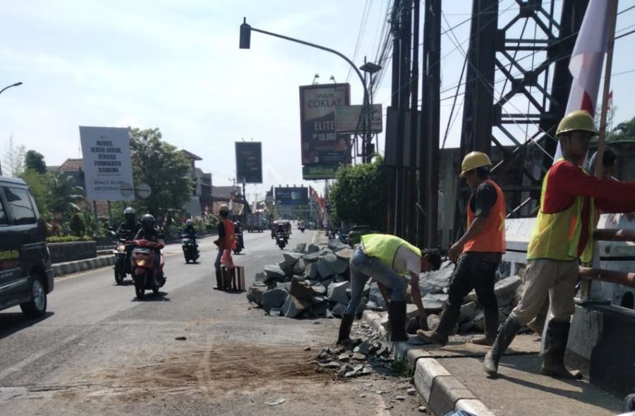 Proyek Bronjong Sasak Beusi Diduga Siluman, Warga Minta Investigasi