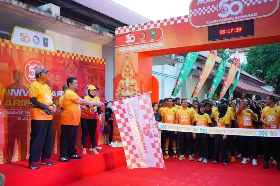 Puncak Peringatan HUT ke-50 RSUD Arifin Achmad Ditutup Meriah Dengan Fun Run 5k