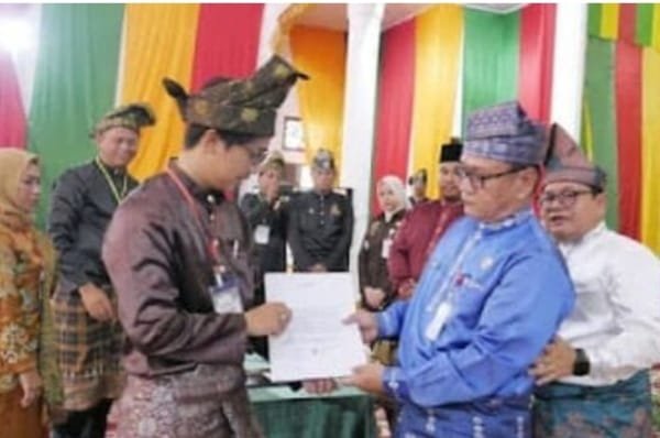 Pungutan Rp900 Ribu LAMR Rohil Pembekalan Adat Bacalon Penghulu Dipersoalkan