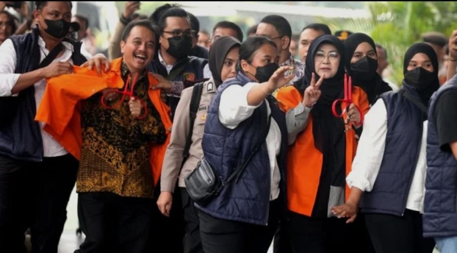 Roy Suryo dan Dokter Tifa Resmi Dilimpahkan ke Kejaksaan
