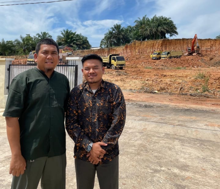 Santri Tersiksa Debu, Penambangan di Simpang Jengkol Tuai Protes