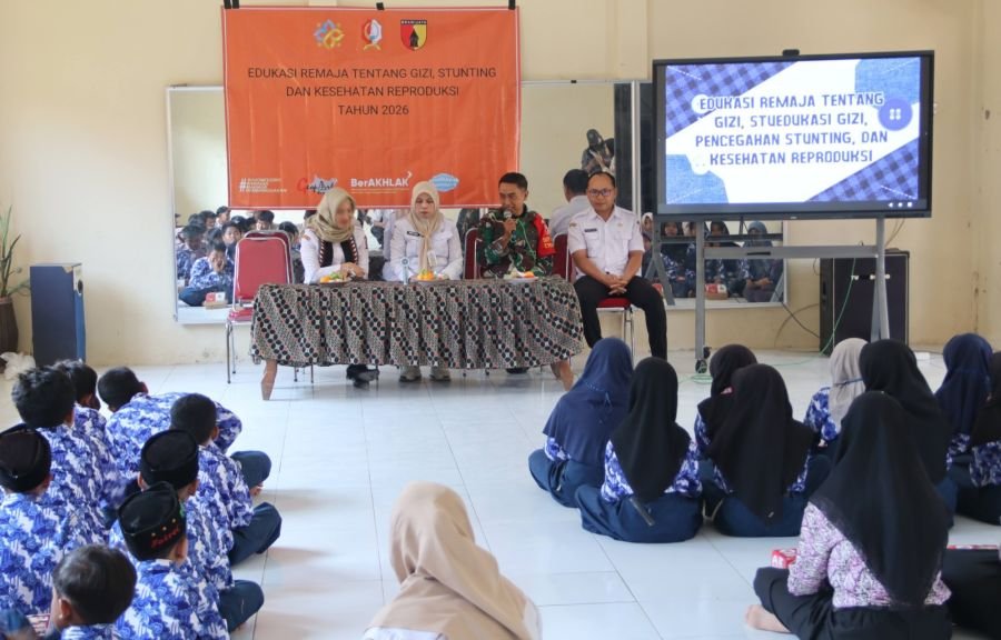 Satgas TMMD 129 Bojonegoro dan DP3AKB Edukasi Stunting, serta Kesehatan Reproduksi di Kesongo