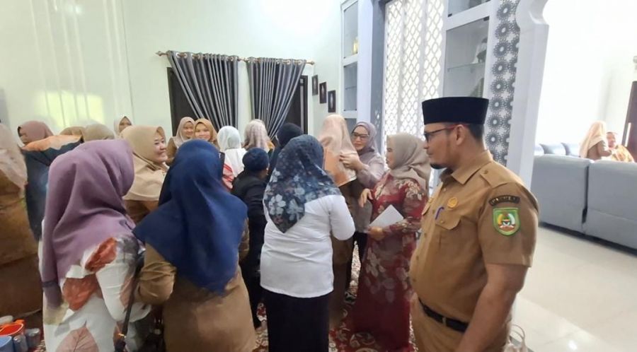 Sekwan DPRD Rohil Gelar Halalbihalal, Dihadiri Pegawai dan Wartawan 