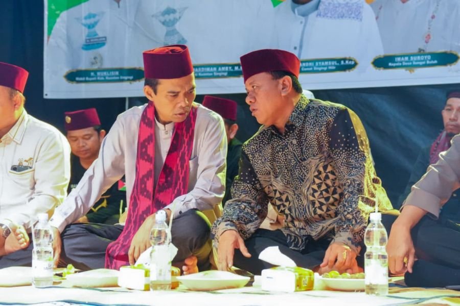 Tabligh Akbar UAS Sungai Buluh Diserbu Jamaah, Bupati Suhardiman Tekankan Silaturahmi
