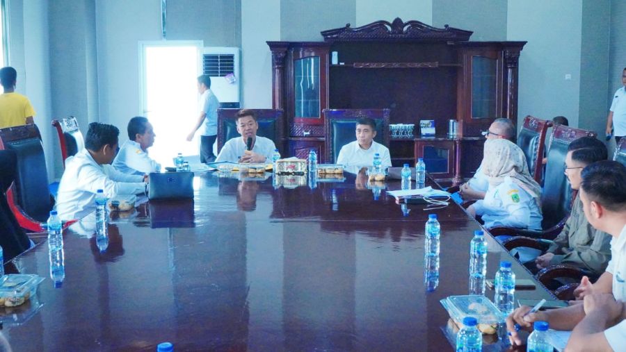 Tak Bawa Data Lengkap, Bupati Rohil Tunda Penetapan Harga HET LPG dengan Hiswana Migas Riau
