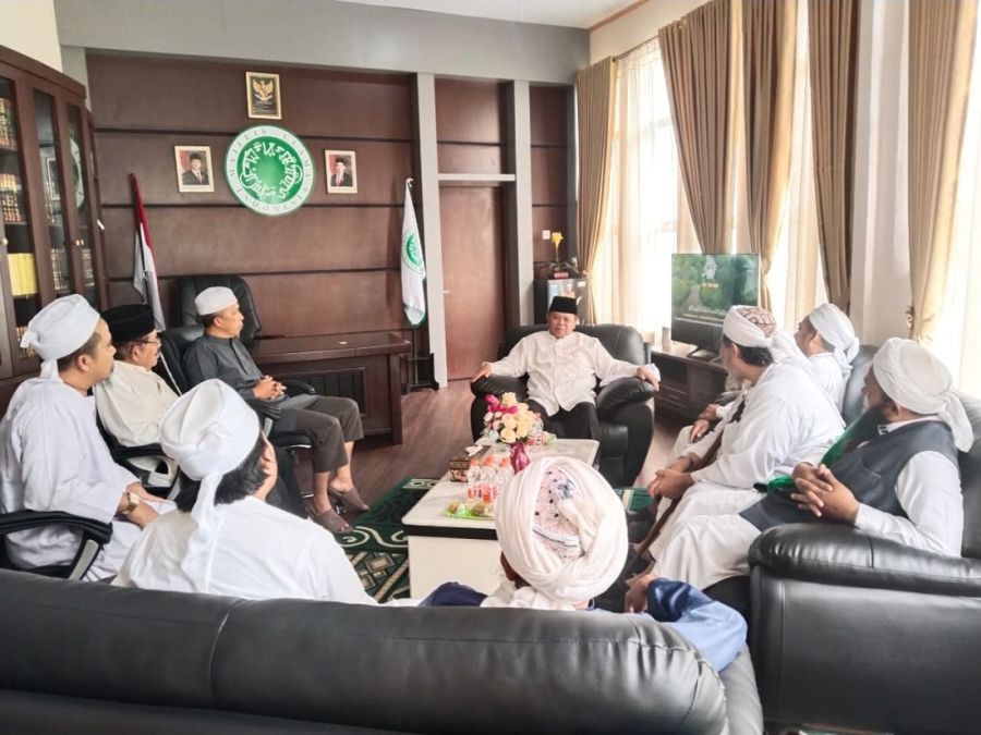 Terima Kunjungan Ulama, Ketum MUI Prof Ilyas Husti Dorong Optimalisasi 12 Ribu Masjid di Riau