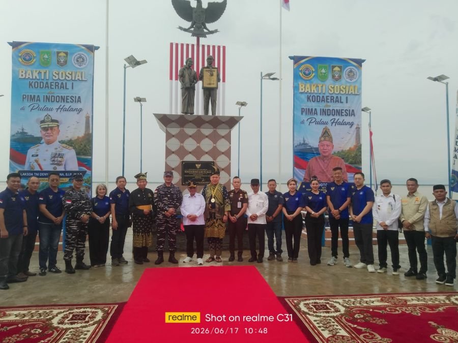 TNI AL Kodaeral I Turun ke Pulau Halang, Gelar Bakti Sosial Kesehatan Gratis untuk Warga Pesisir